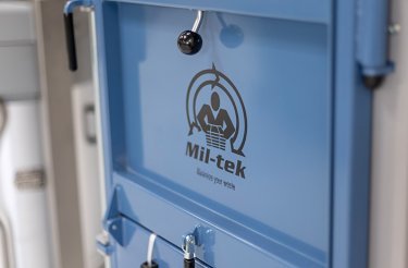 E119-sähköinen-pahvi-ja-muovi-paalain-mil-tek-04